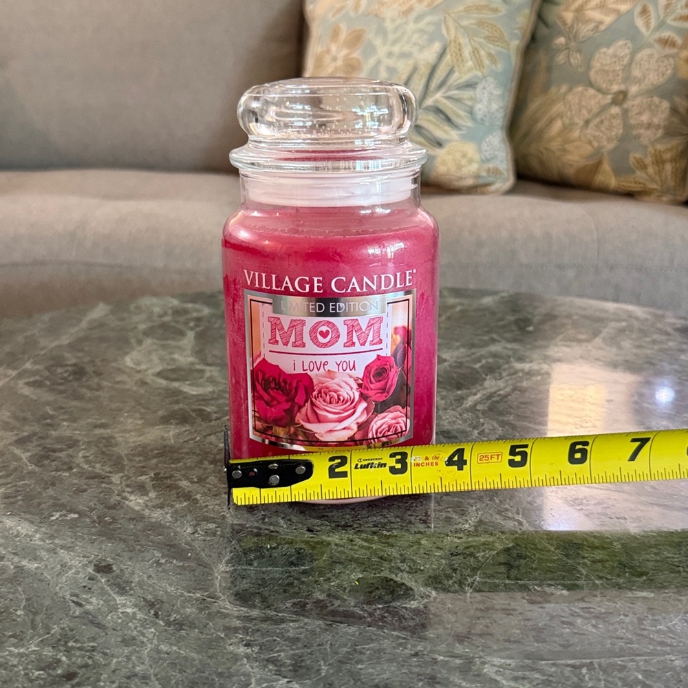 Village Candle Limited Edition 'MOM I Love You' Red Rose Jar Candle - Picture 8 of 9